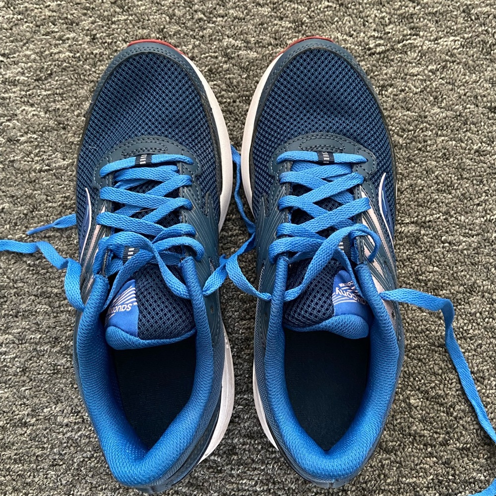 Women’s Saucony Cohesion 15 size 8.5